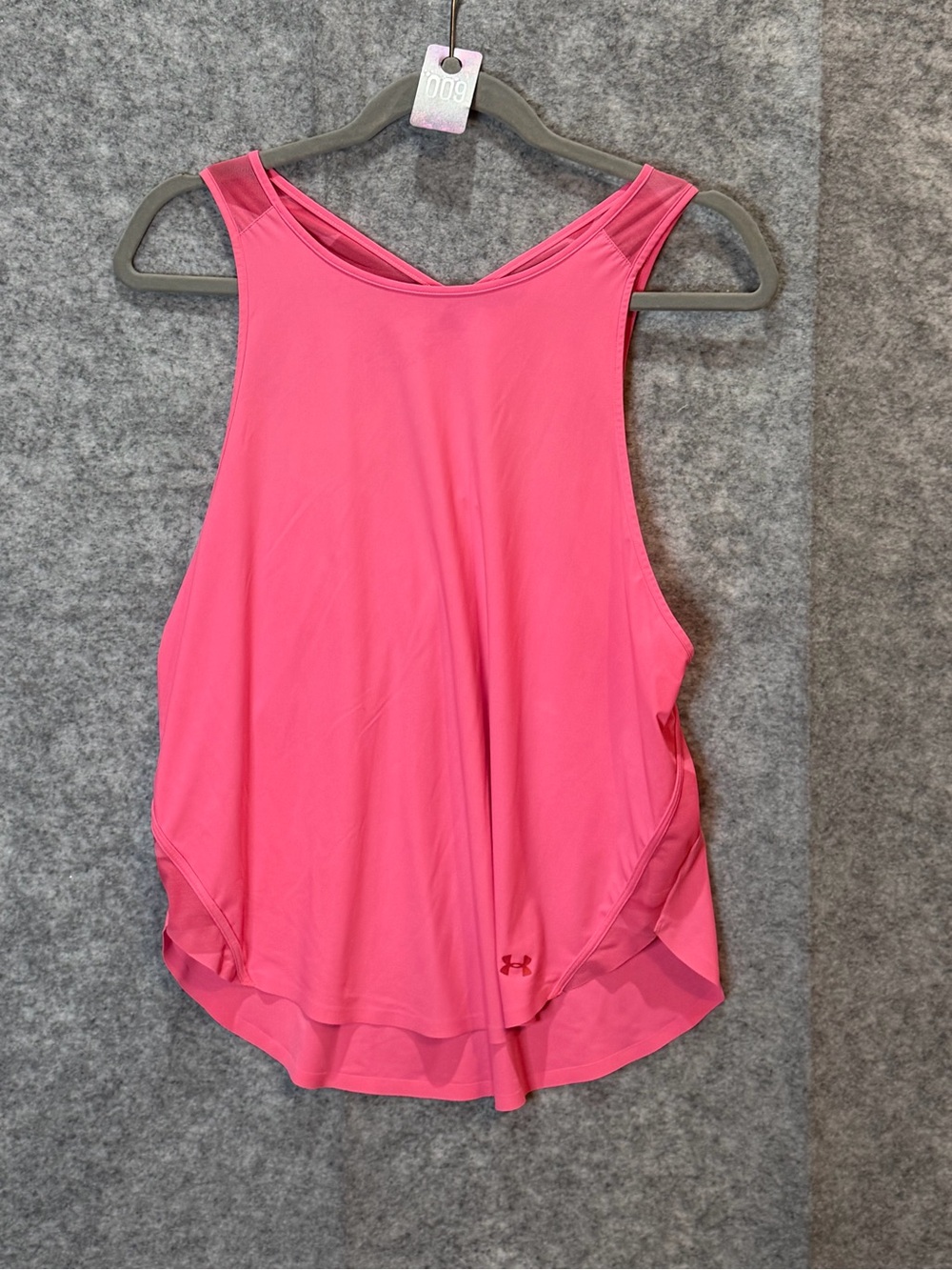 Under Armour HeatGear Medium Pink Mesh Back Loose Workout Tank Top